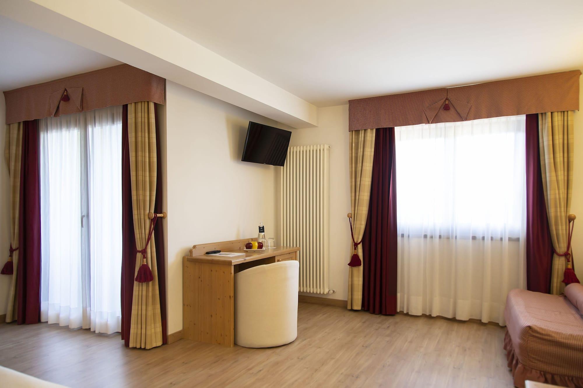 Golf Hotel Фольгария Экстерьер фото