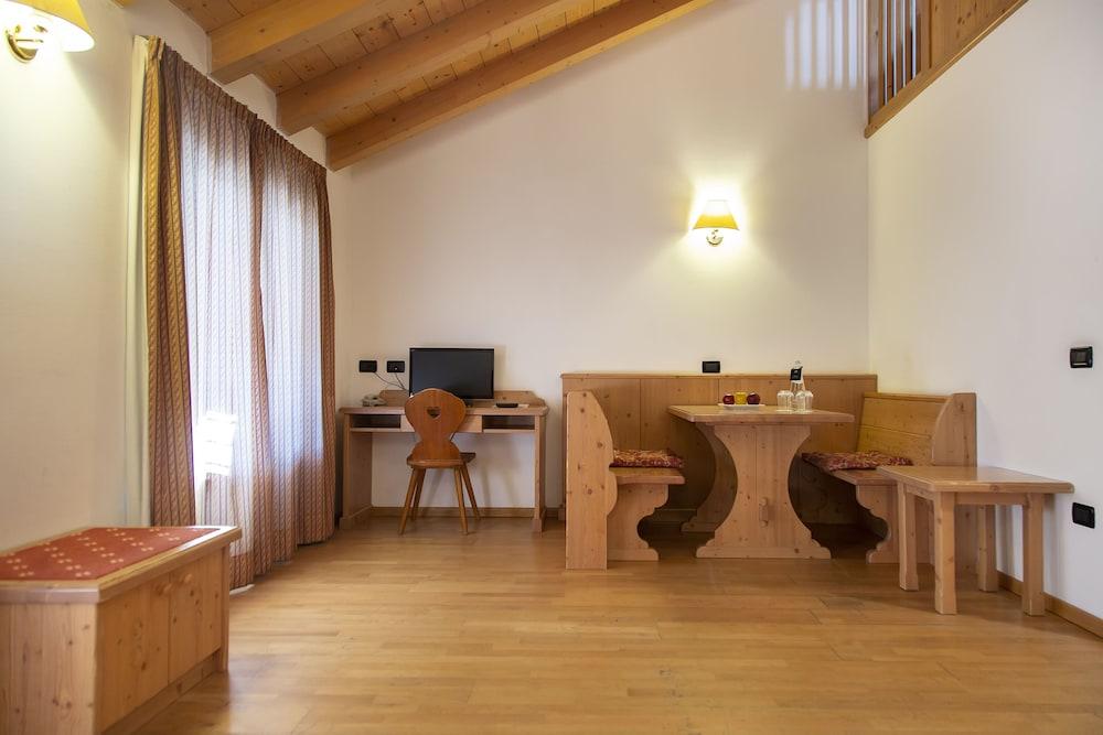 Golf Hotel Фольгария Экстерьер фото