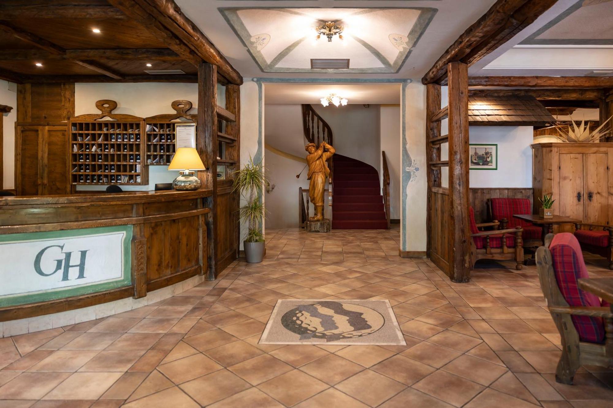 Golf Hotel Фольгария Экстерьер фото