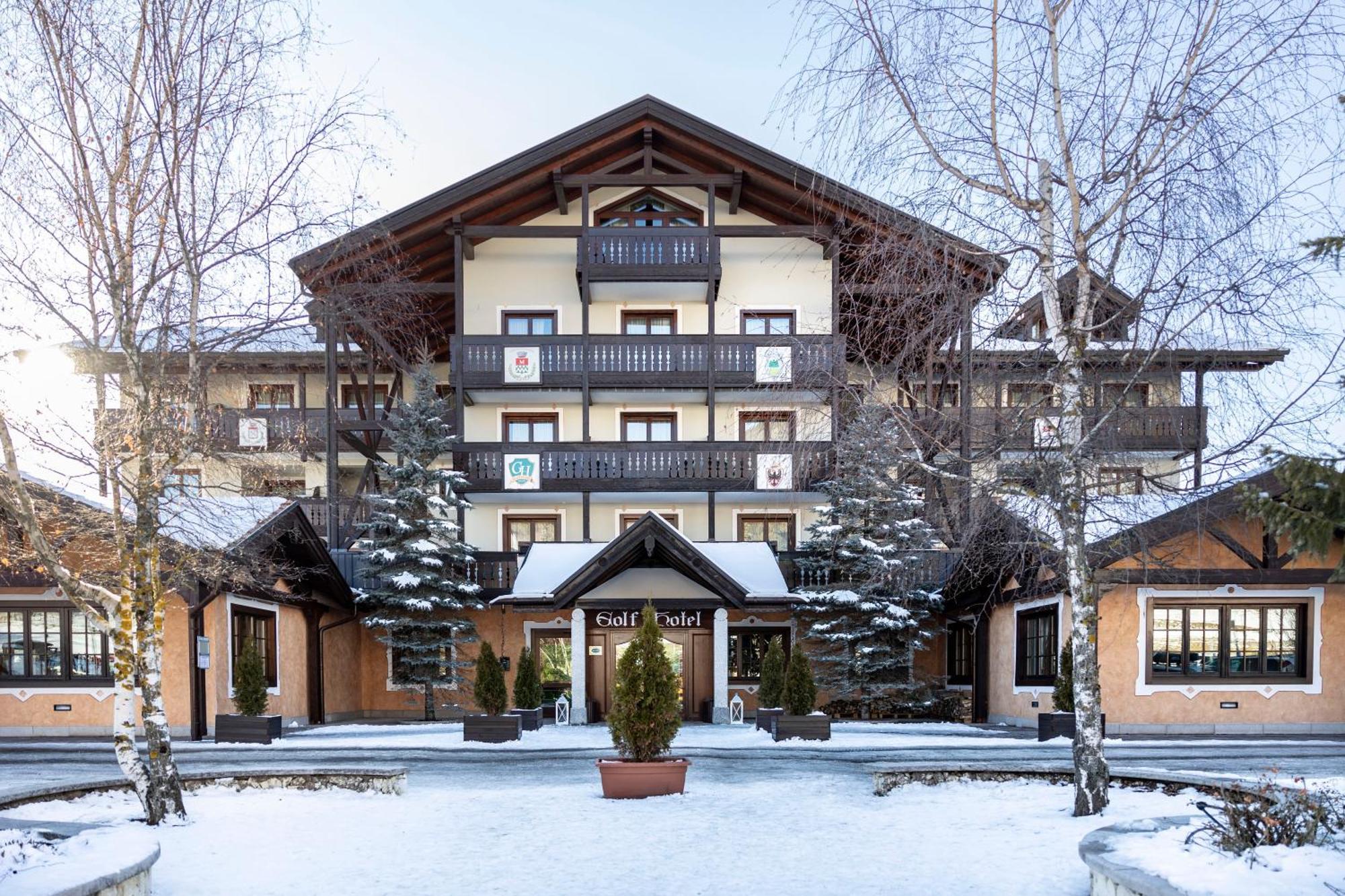 Golf Hotel Фольгария Экстерьер фото