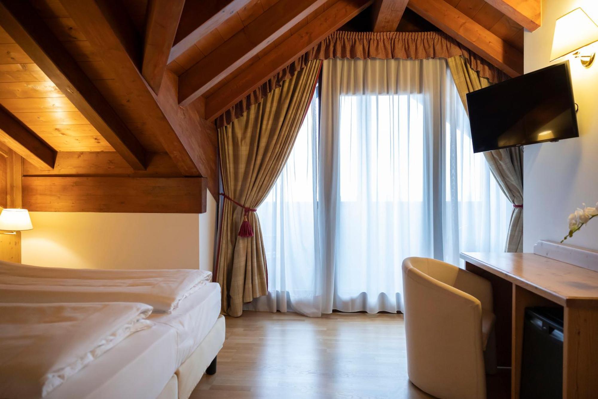Golf Hotel Фольгария Номер фото