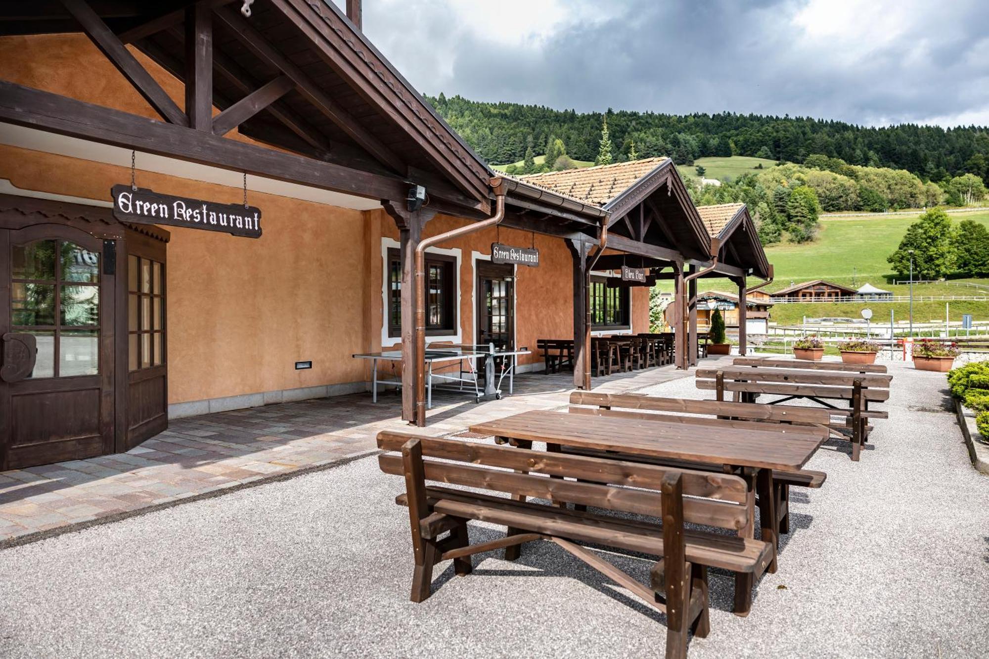 Golf Hotel Фольгария Экстерьер фото