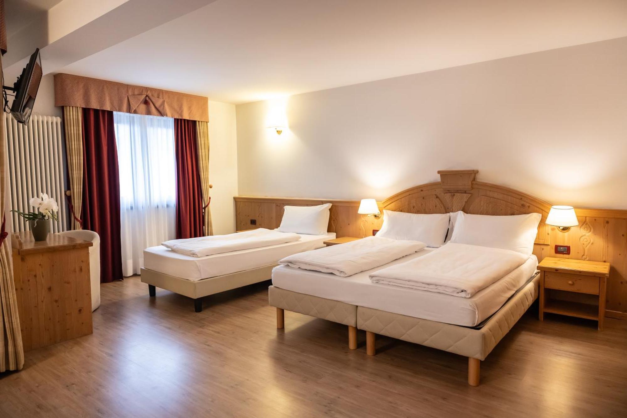 Golf Hotel Фольгария Номер фото