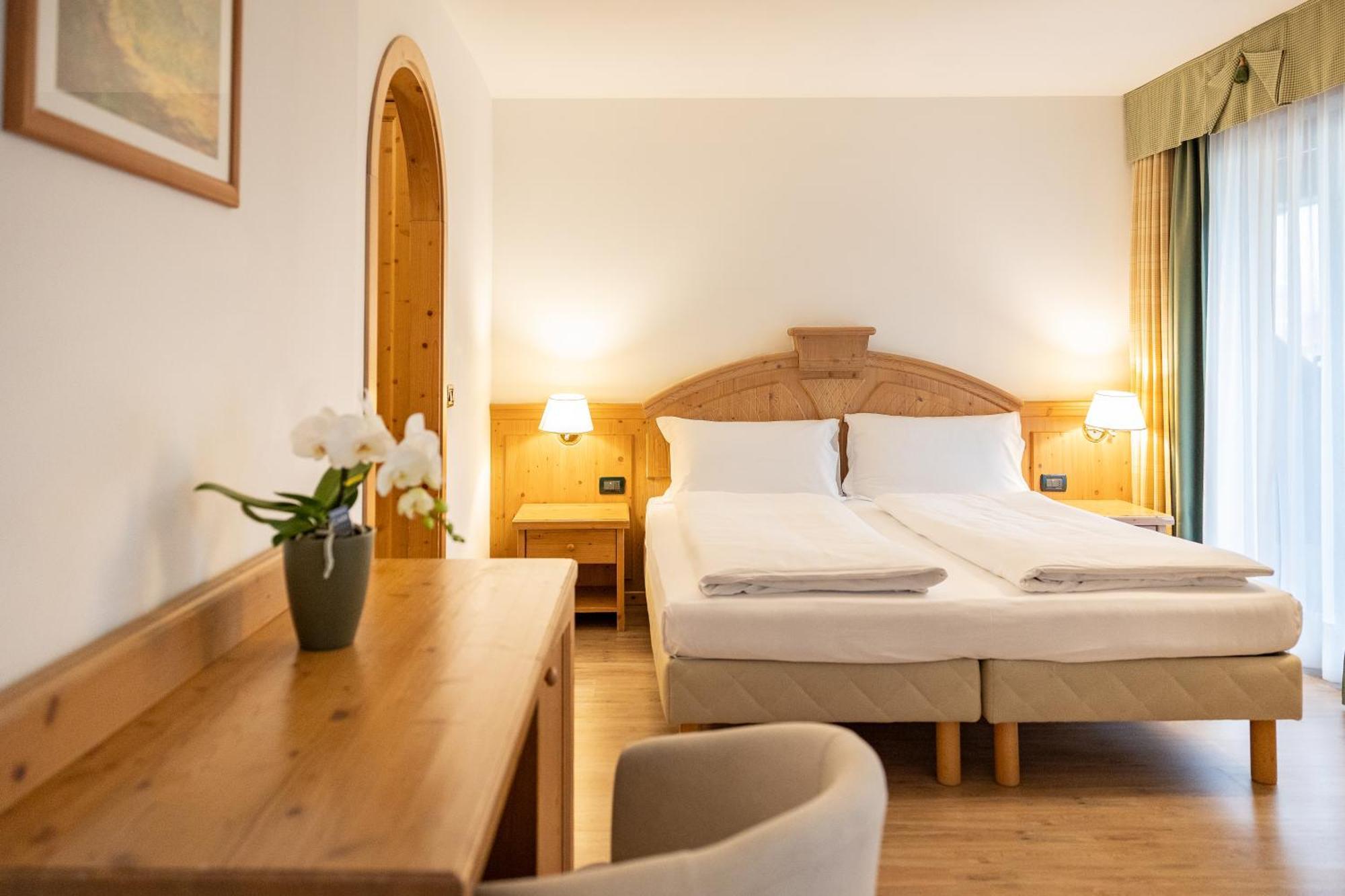 Golf Hotel Фольгария Экстерьер фото