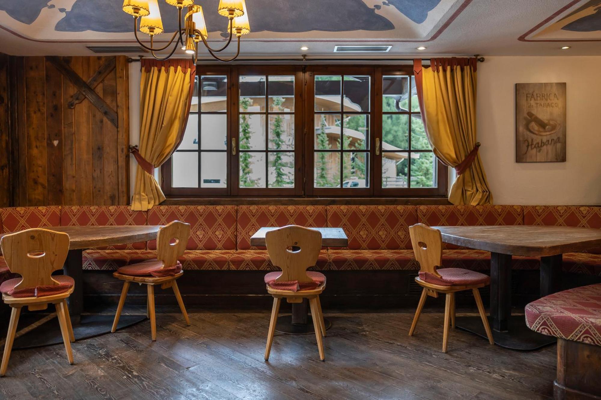 Golf Hotel Фольгария Экстерьер фото
